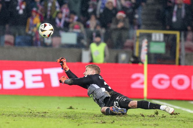 Orkiestra górnicza zagrała jak za dawnych lat, Górnik Zabrze również. Lech Poznań na kolanach