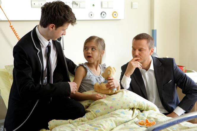 M jak miłość. Ania (Julia Paćko), Łukasz (Adrian Żuchewicz), Andrzej (Krystian Wieczorek)