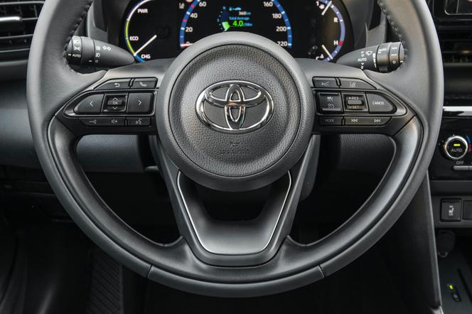 Toyota Yaris Cross - wnętrze