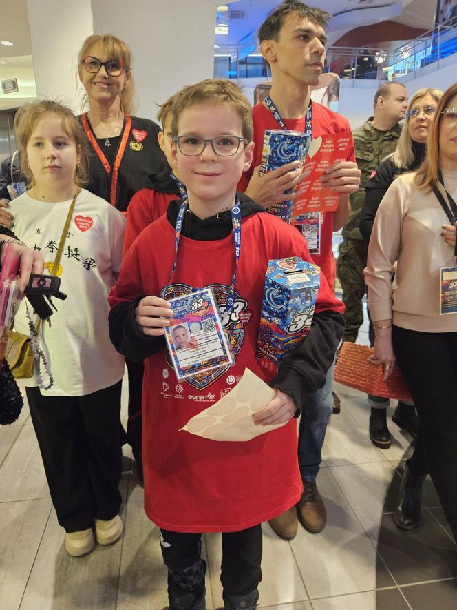 WOŚP w Olsztynie. Moc atrakcji w Centrum Handlowym Aura. Zobacz zdjęcia!