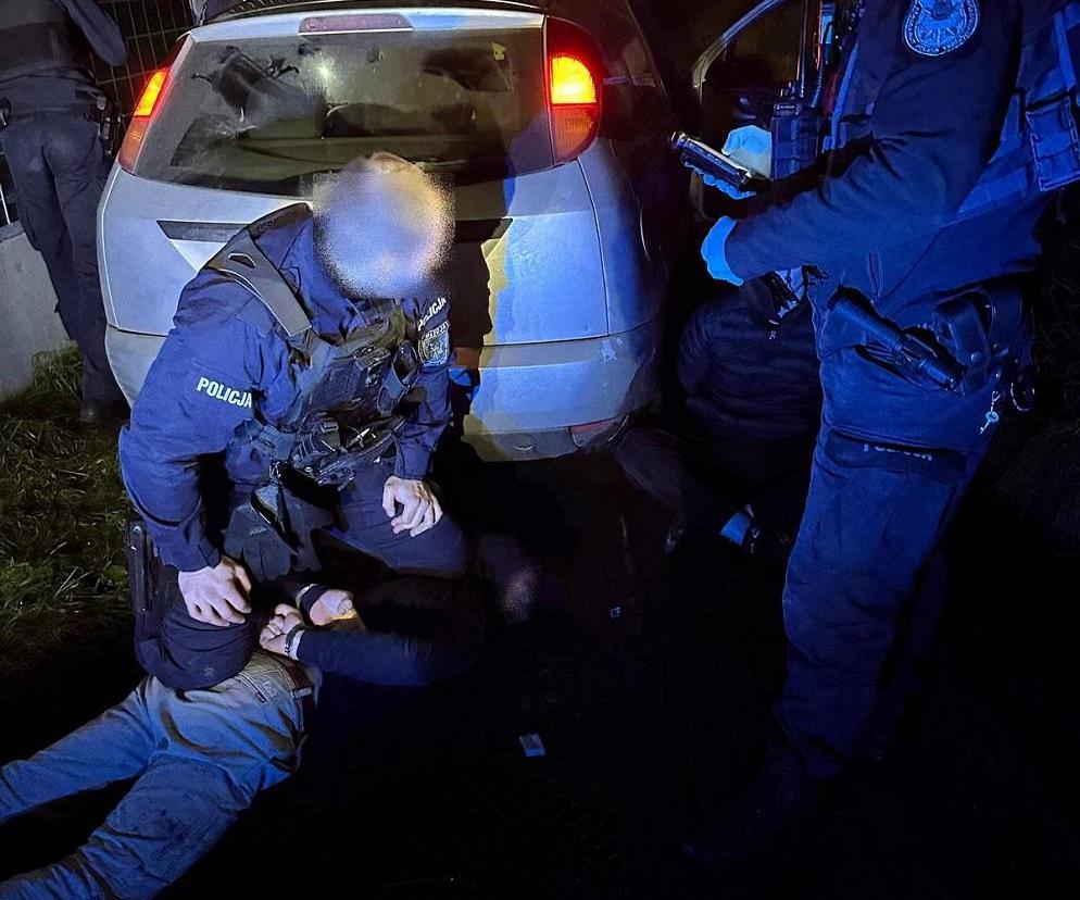 Tarnowscy policjanci ścigali szarżującego kierowcę forda