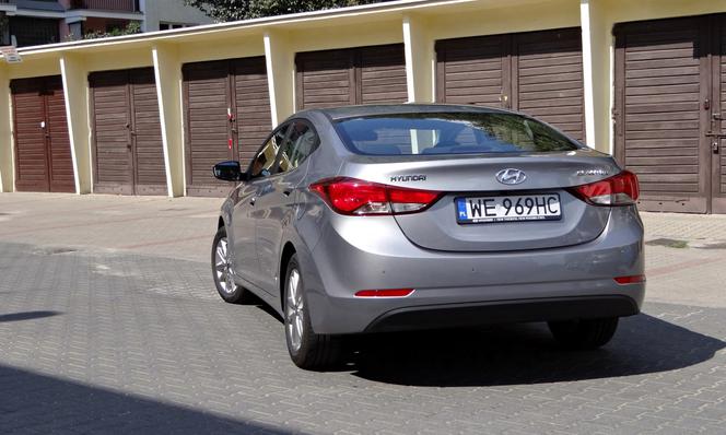 Hyundai Elantra 1.6 MPI w wersji Style