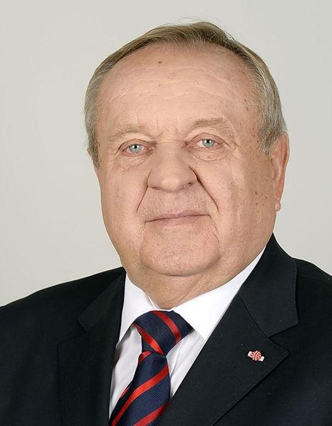 Władysław Komarnicki - honorowy prezes żużlowej Stali Gorzów. Politykę łączy z byciem ekspertem żużlowym