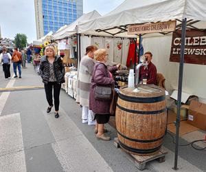 Stoiska wystawców podczas Jarmarku św. Stanisława można odwiedzać w godz. 10.00-18.00 w dn. 10 i 11 maja