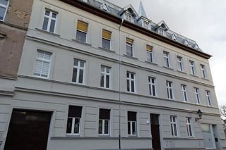 Kamienica przy Narutowicza w Lesznie po remoncie 