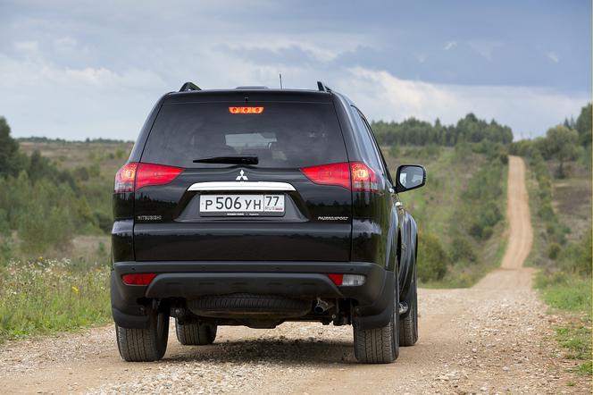 Mitsubishi Pajero Sport 2014