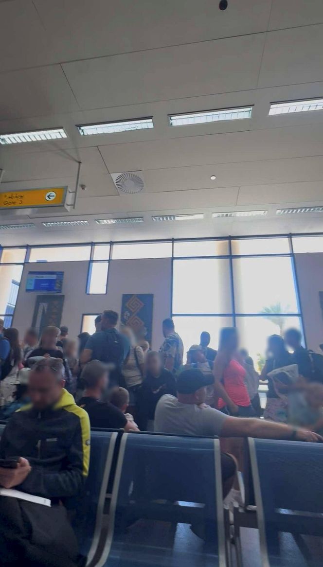 Polacy utknęli w Egipcie