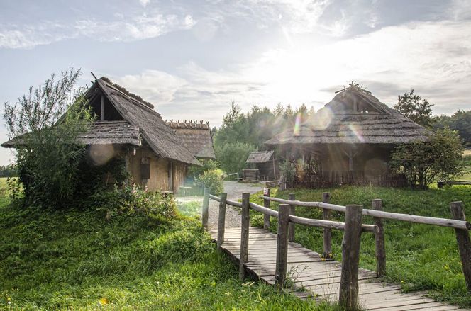 Osada Średniowieczna w Hucie Szklanej