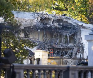 Szok! Biały Dom częściowo zburzony. Już wiadomo, co się stało