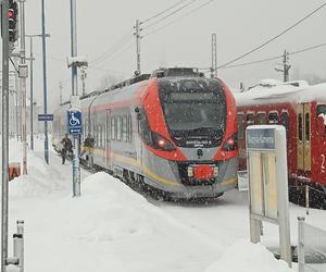 Opóźnienia kursów pociągów w Świętokrzyskiem