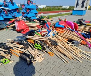 Kilka ton sprzętu z Podkarpacia do sprzątania po powodzi. Bezcenne wsparcie trafiło do Głuchołazów