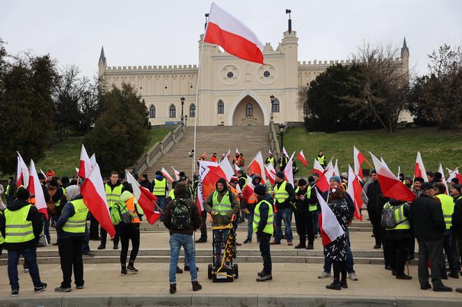 Protest rolników 20 marca w Lublinie. Przeszli ulicami miasta pod LUW