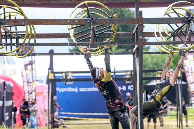 Runmageddon w Katowicach 2025. Błoto, pot i triumf na Hałdzie Kostuchna