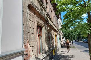 Kamienice w centrum Bydgoszczy potrzebują remontu. Gdzie prace już ruszyły, a gdzie tynk wciąż sypie się ze ścian?