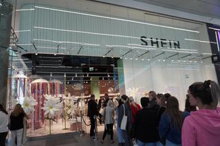 Byliśmy na otwarciu sklepu Shein w Galerii Młociny. Tłumy na otwarciu 