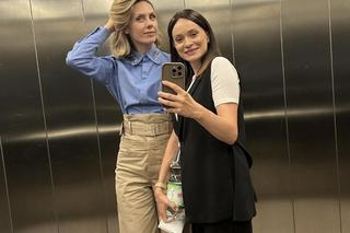 Barwy szczęścia na planie. Maria Dejmek (Natalia), Joanna Gleń (Malwina)