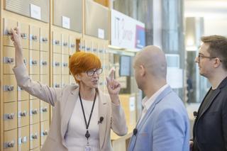 Elżbieta Rafalska pokazała swoje biuro w Parlamencie Europejskim