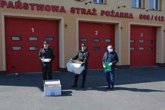 Zamość: zamojscy strażacy otrzymali maseczki ochronne