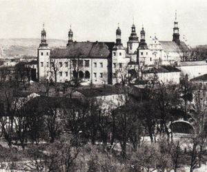Pałac Biskupów Krakowskich w Kielcach na archiwalnych zdjęciach