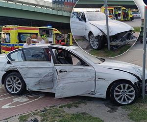 Atak epilepsji doprowadził do wypadku?! Zderzenie czterech aut w Al. Jerozolimskich