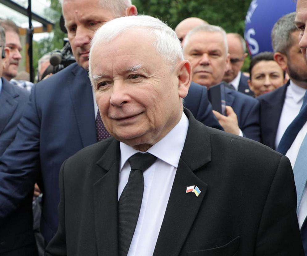 Kaczyński rozchwytywany przez kobiety na konwencji PiS!