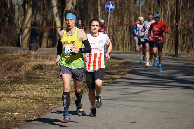 Bieg City TRAIL 2022 w bydgoskim Myślęcinku [GALERIA 20.03.2022]