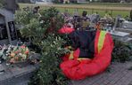 Wypadek w Kujawsko-Pomorskiem. Motoparalotniarz spadł na cmentarz. Lekarzom nie udało się go uratować 