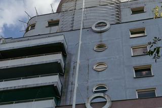 Blok w kształcie statku stoi we Wrocławiu - zdjęcia. Zobacz, jak wygląda wyjątkowy budynek