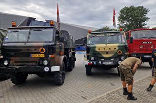 Oglądaliśmy w Bydgoszczy zabytkowe STAR-y. Wyjątkowe samochody ruszyły w Polskę