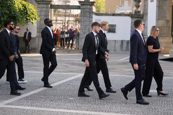 Pogrzeb Diogo Joty. Pożegnały go gwiazdy piłki