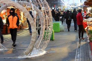 Policja na Jarmarku Bożonarodzeniowym w Szczecinie