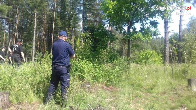 67-letni zwyrodnialec znęcał się nad zwierzętami! Policja znalazła 13 martwych byków i świni [ZDJĘCIA]