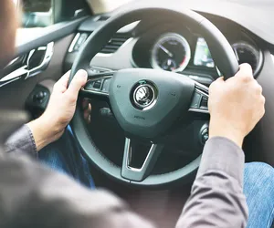 Podczas świątecznej awantury potrącił żonę autem! Byli kompletnie pijani