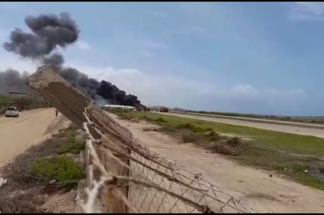 Katastrofa samolotu w Somalii. Maszyna stanęła w płomieniach 