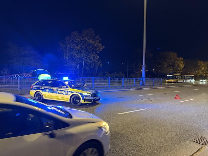 Wbiegł prosto pod cysternę i przeleciał kilkanaście metrów! Stan krytyczny