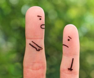 Nienawiść: co to za emocja i jak sobie z nią poradzić?