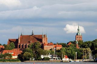 TOP 10 najpiękniejszych miasteczek Warmii i Mazur. Te miejsca wskazała AI