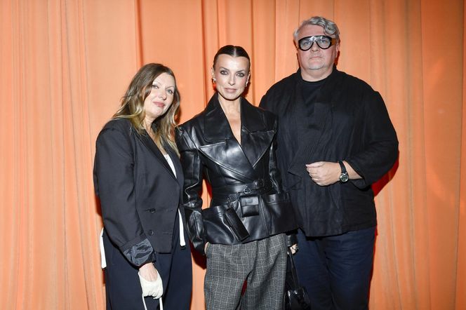 Fijał w gorsecie, Wędzikowska bez stanika i Szapołowska w szlafroku. Gwiazdy zaszalały na czerwonym dywanie