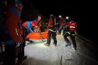 Dramatyczne akcje ratunkowe GOPR w Karkonoszach. Ratowali turystów na Kozich Grzbietach i Szrenicy 