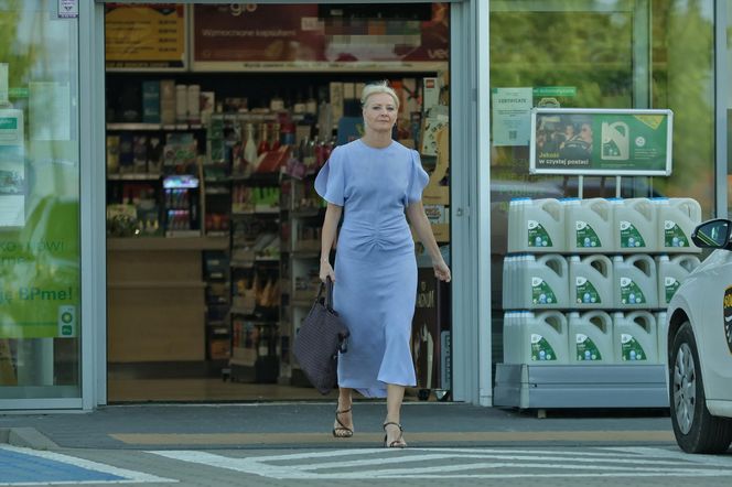 Małgorzata Kożuchowska jeździ autem za pół miliona w obcasach