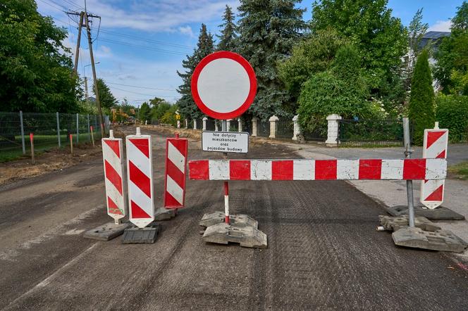 Przebudowa drogi spowodowała spore utrudnienia. Zamknięta dla ruchu jest ul. Tadeusza Kościuszki w Przesmykach