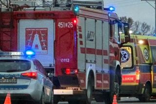 Koszmarny wypadek w gęstej mgle. Nie żyje 23-letni kierowca Volkswagena