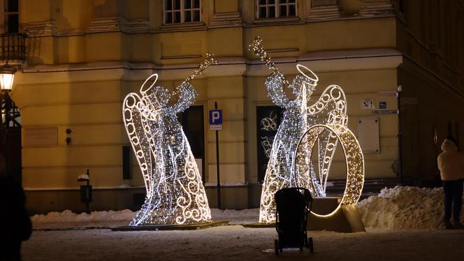 Lublin rozbłysnął milionem światełek! Iluminacje w mieście już działają [GALERIA]