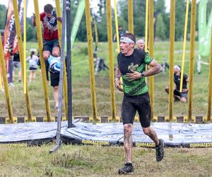 Runmageddon w Katowicach 2025. Błoto, pot i triumf na Hałdzie Kostuchna