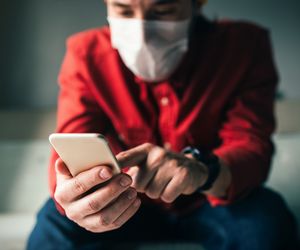 Dziwne opisy transakcji kartą w bankowych aplikacjach. Klienci domagają się wyjaśnień