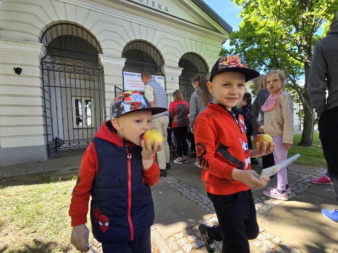 Wydarzenie w MBP cieszyło się olbrzymią popularnością! Udało się uzbierać prawie 2 tony baterii!