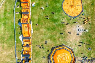 Wielkie atrakcje w parku Podolskim! Młodzi łodzianie szaleli na 11-stu dmuchańcach