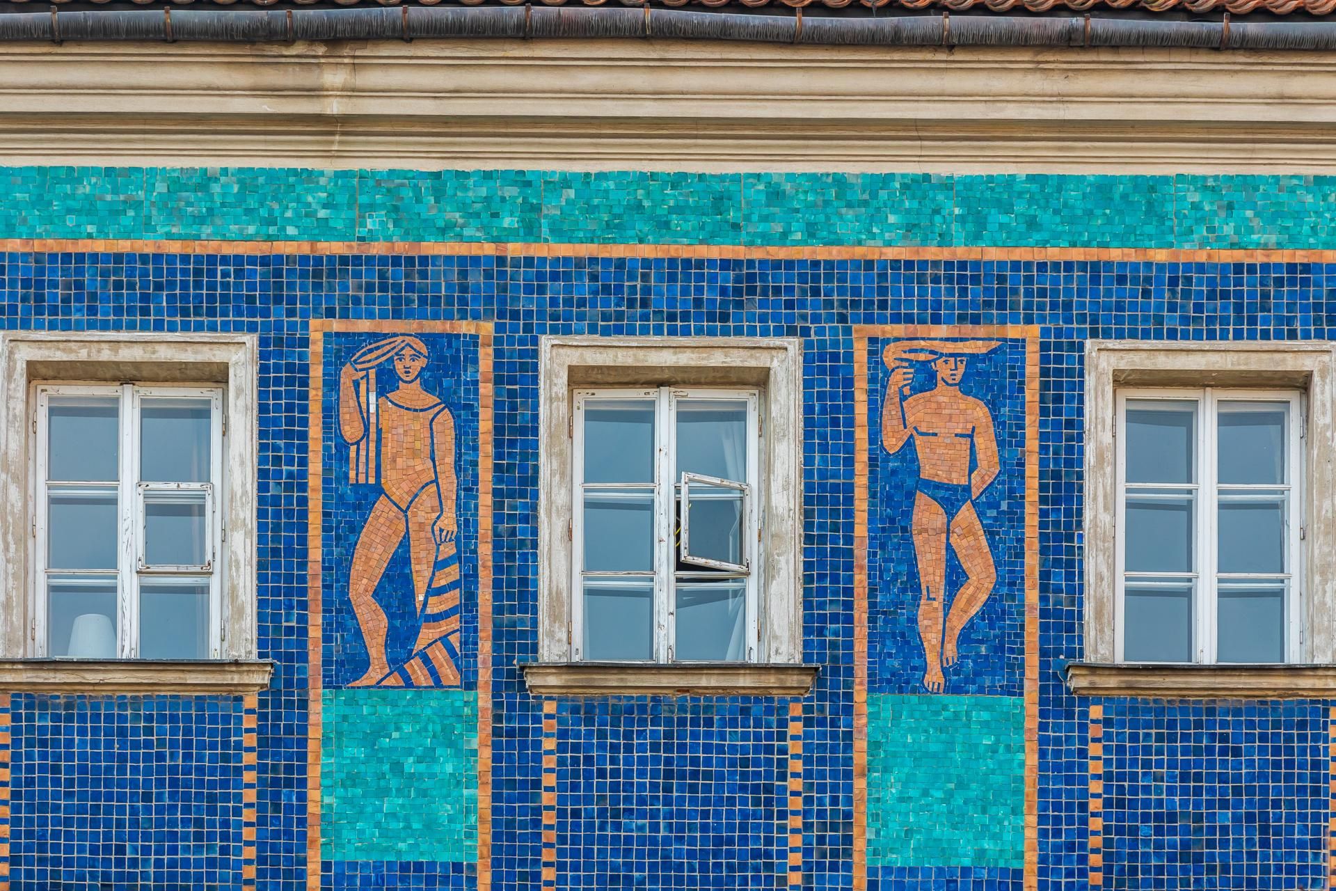 Mozaika na Mostowej 9a w Warszawie