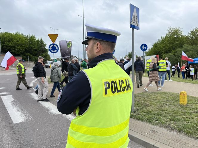 Protest w Piaskach przeciwko wiatrakom