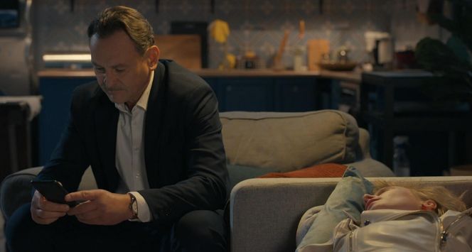 Barwy szczęścia odc. 3240. Sonia (Weronika Nockowska), Robert Stefaniak (Paweł Ławrynowicz)